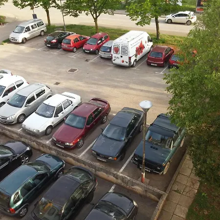 Apartamento With A Parking Space - 11625 Umag