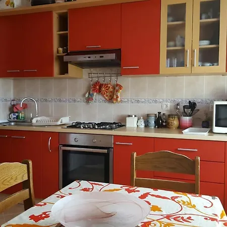 With A Parking Space - 11625 * Umago